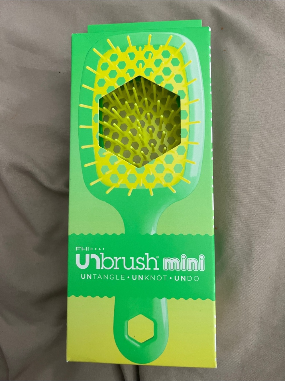 Mini Detangling Brush - Bright Green